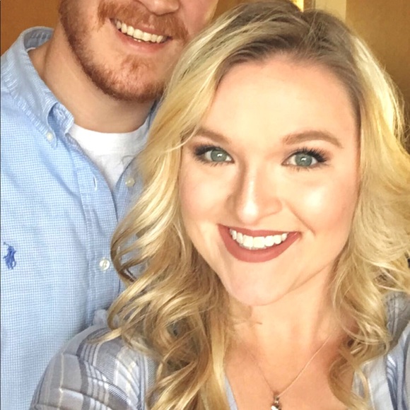 Meet Your Posher, Brittany - Picture 2 of 2